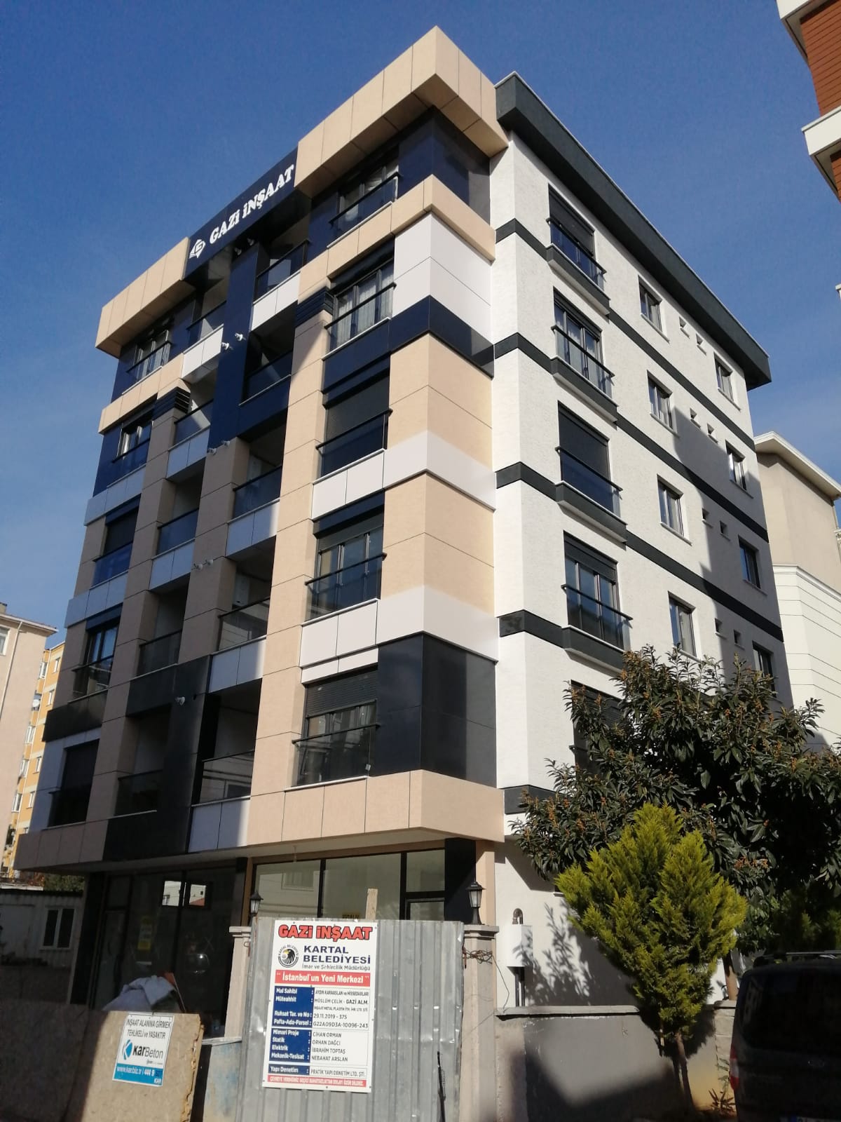 Çınar Apartmanı